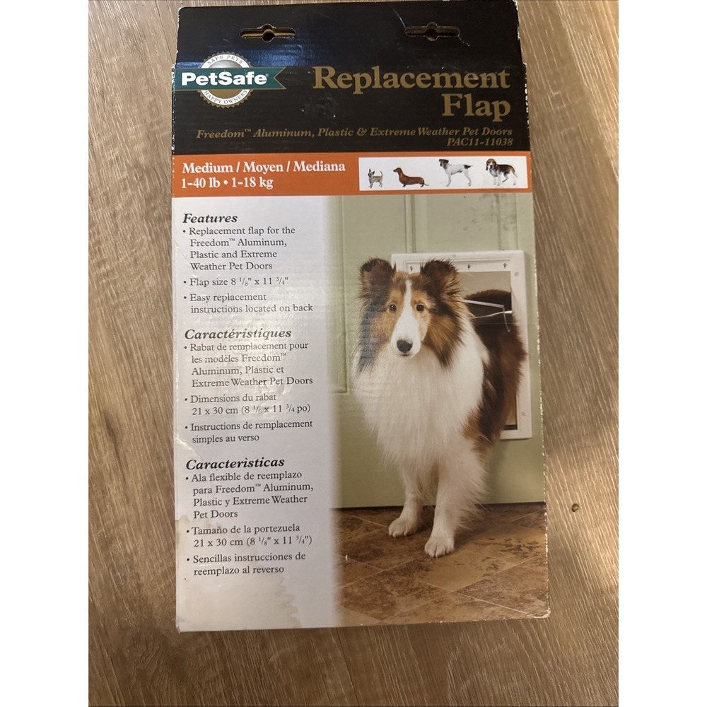 PetSafe Plastic Pet Door 10967 8-1/8 in.‎ x 12-1/4 in.White 1-40 lb. New In Box.